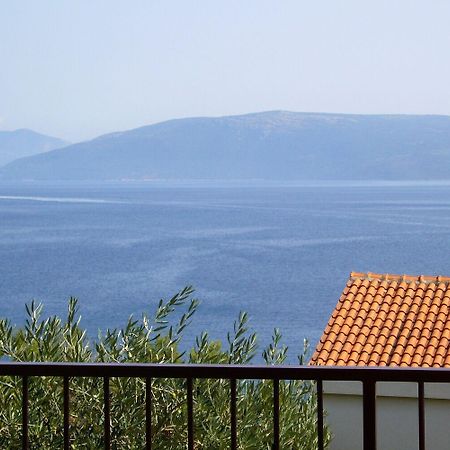 Apartments Griv - Close To The Sea Valun Exterior foto
